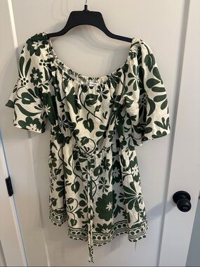 Cupshe Green and Cream Floral Off-Shoulder Romper with Drawstring